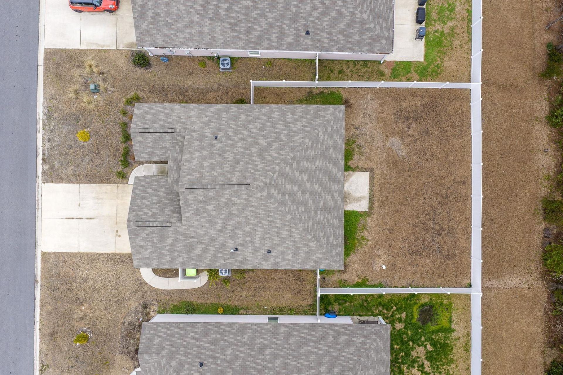 884 Freestyle Ct. Photo 32