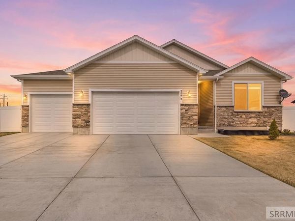 2475 Pinnacle Drive, IDAHO FALLS, ID 83401