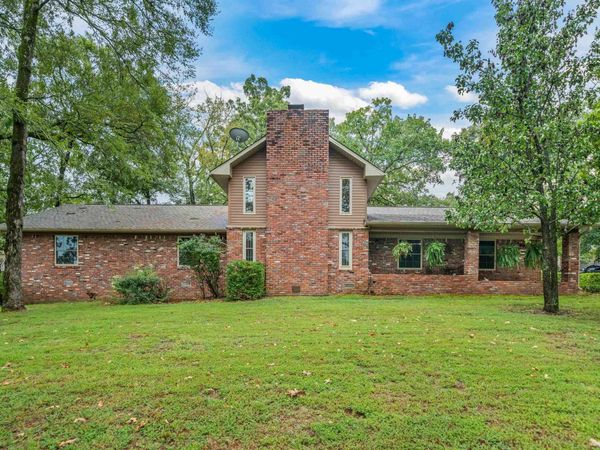 1194 MARION ANDERSON Road, Hot Springs, AR 71913