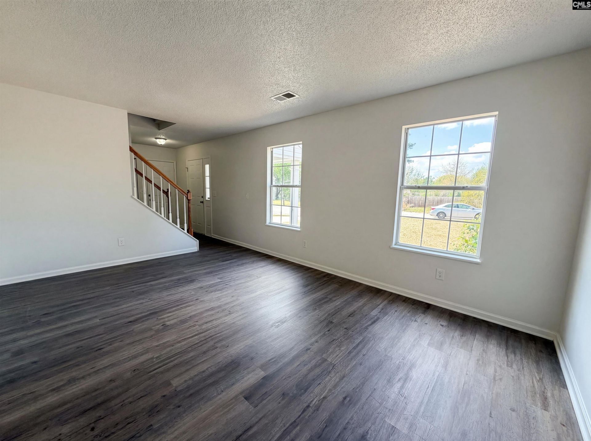 1 Newcourt Place Photo 14