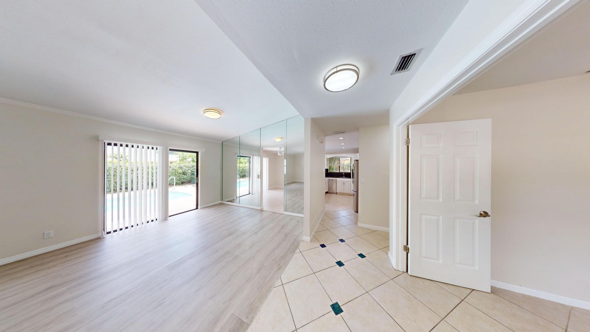 609 White Water Drive, West Palm Beach, FL 33413 Photo