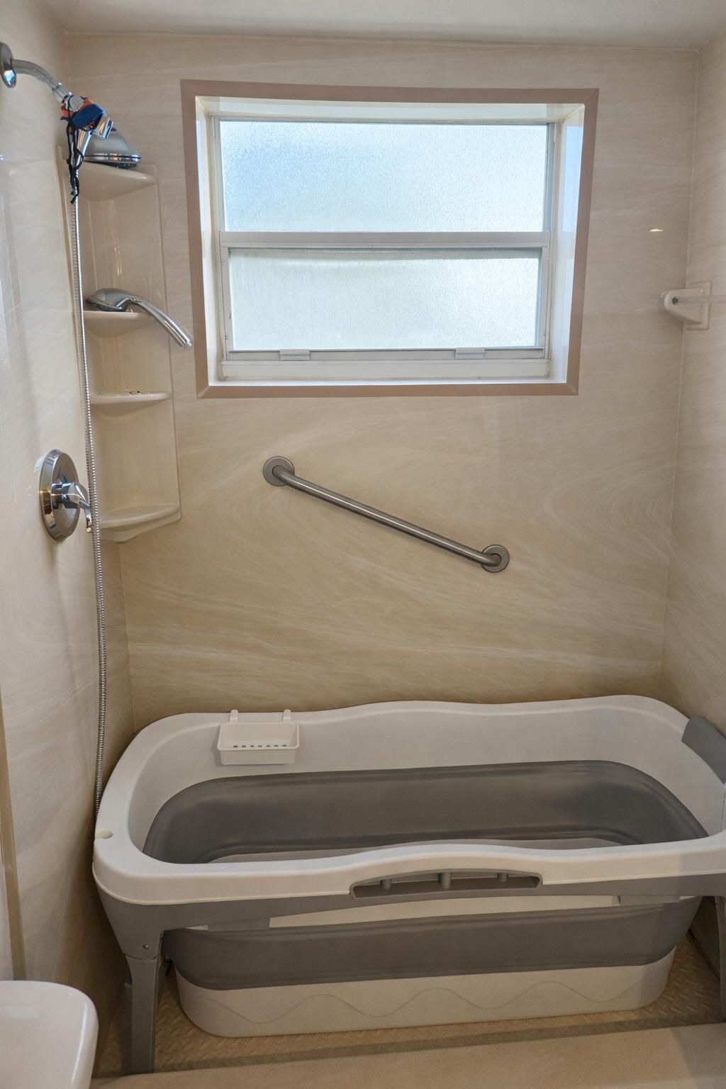 3940 NW 42nd Avenue, Unit 221, Lauderdale Lakes, FL 33319 Photo