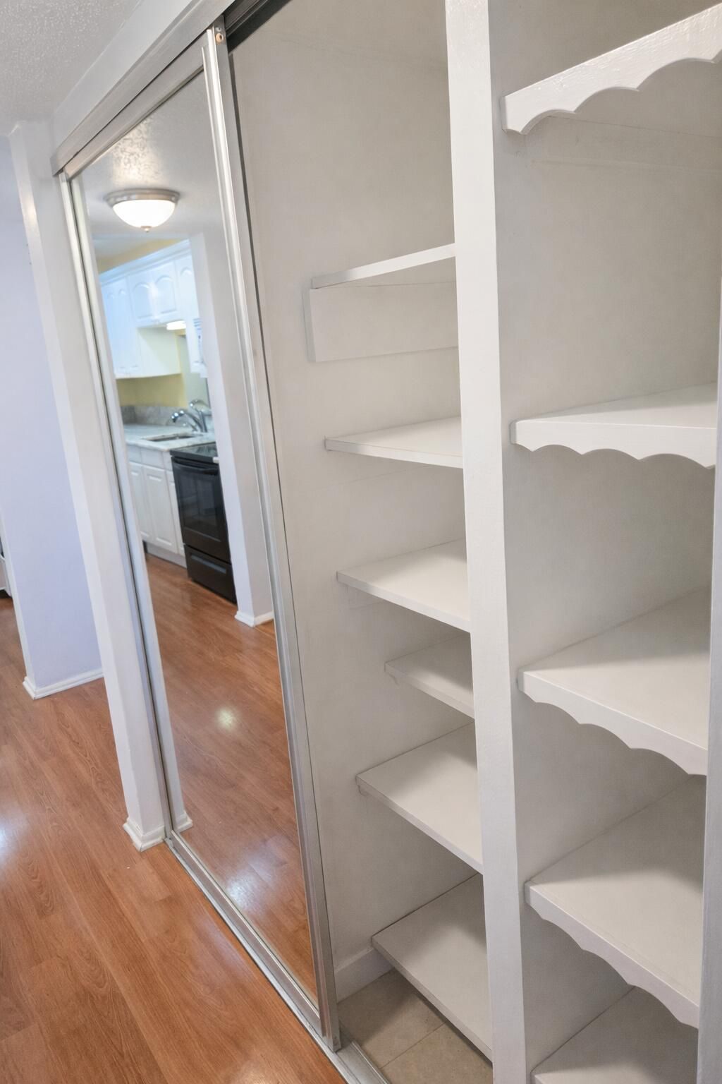 3940 NW 42nd Avenue, Unit 221, Lauderdale Lakes, FL 33319 Photo