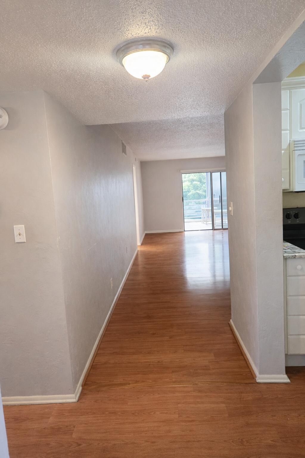 3940 NW 42nd Avenue, Unit 221, Lauderdale Lakes, FL 33319 Photo