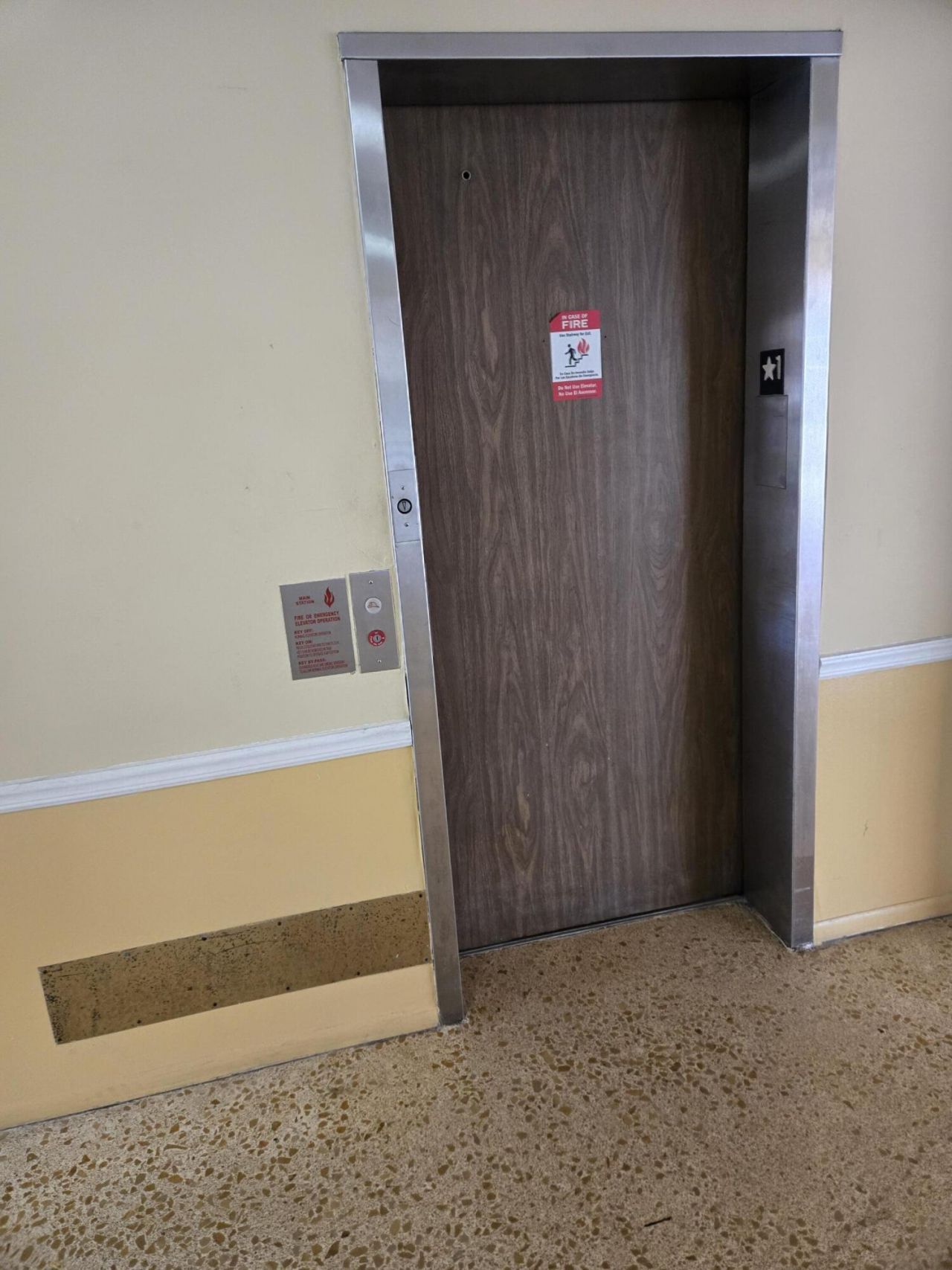 3940 NW 42nd Avenue, Unit 221, Lauderdale Lakes, FL 33319 Photo