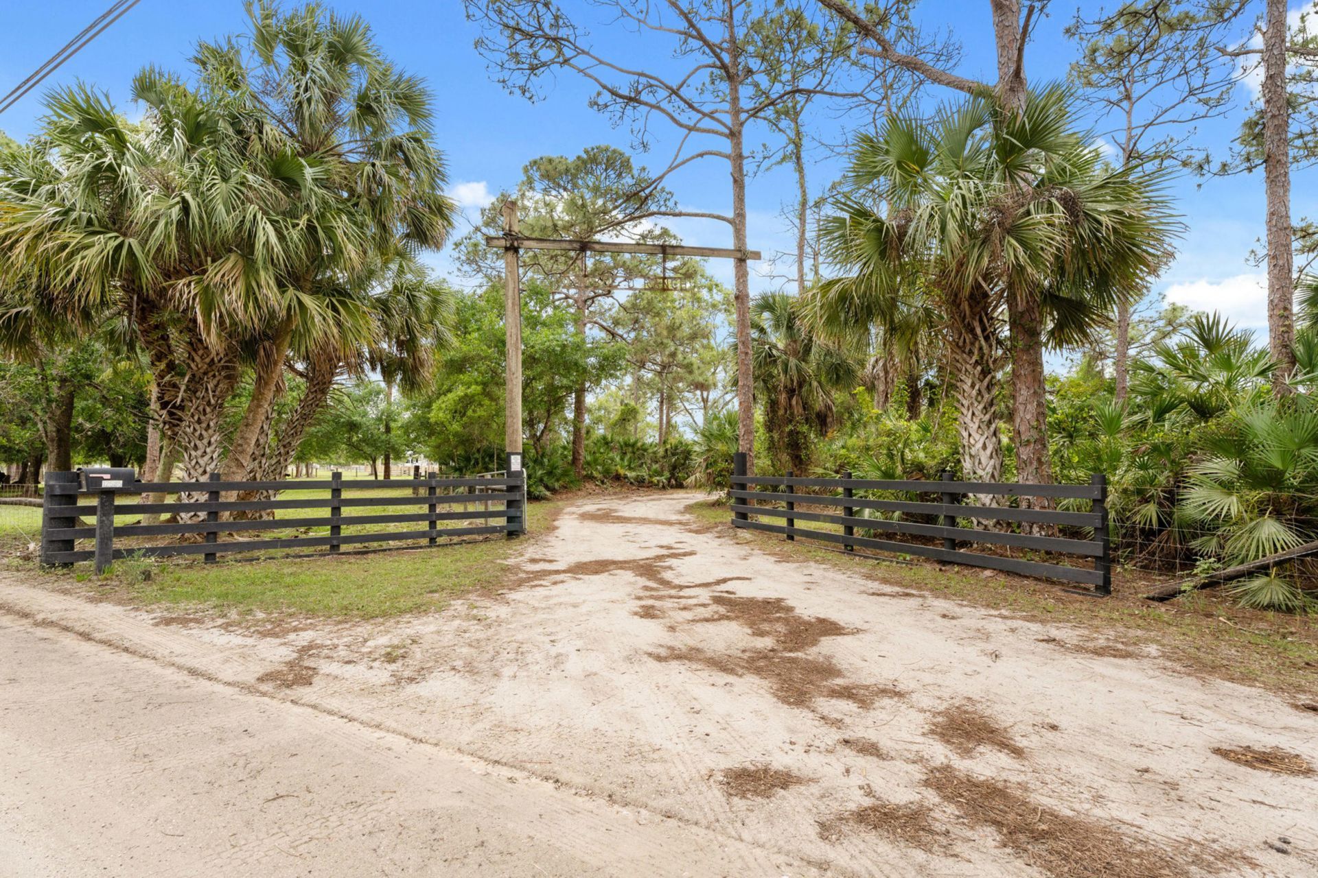 12585 S 89th Street, Fellsmere, FL 32948 Photo