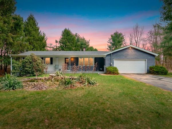 5251 S 6th Street, Kalamazoo, MI 49009