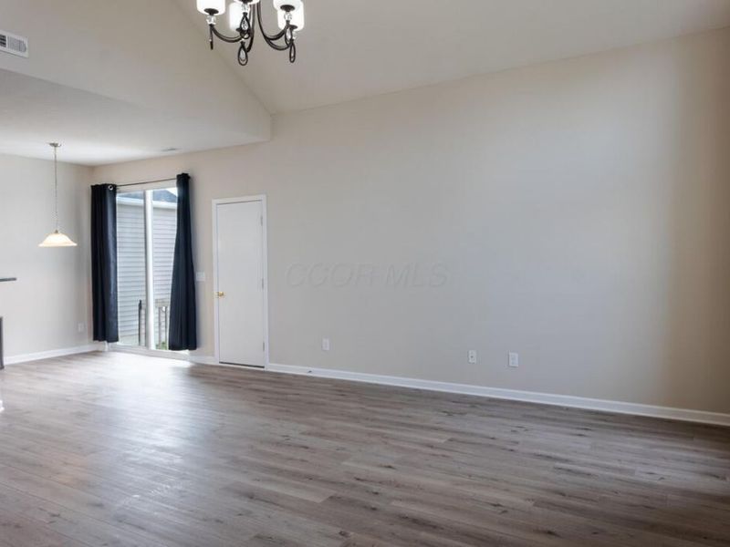 5630 Alliance Way, Columbus, OH 43228 Photo 23