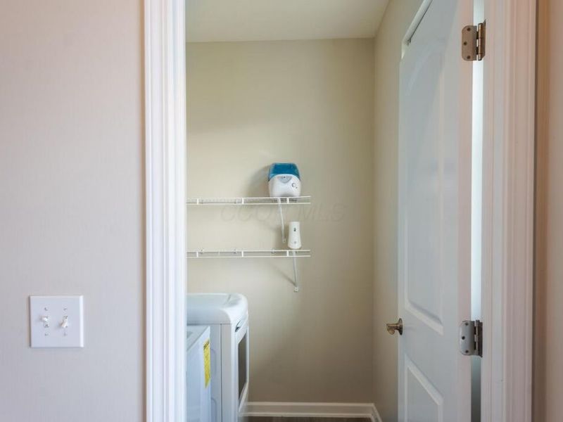 5630 Alliance Way, Columbus, OH 43228 Photo 8