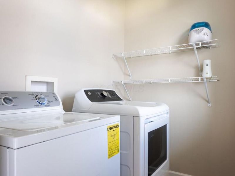 5630 Alliance Way, Columbus, OH 43228 Photo 9