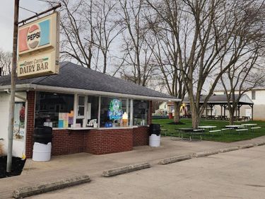 210 Main Street , Green Camp, OH 43322