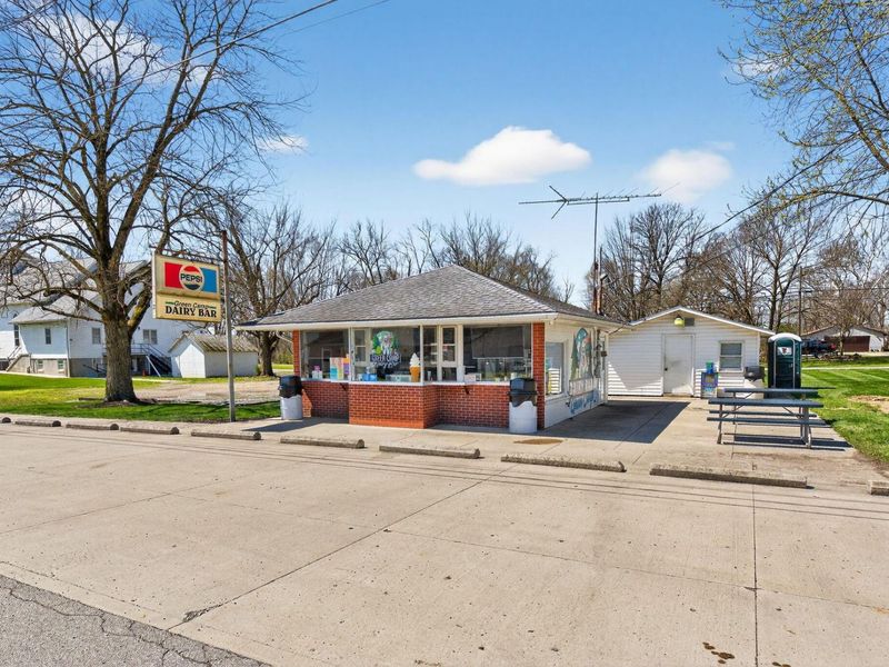 210 Main Street, Green Camp, OH 43322 Photo 4