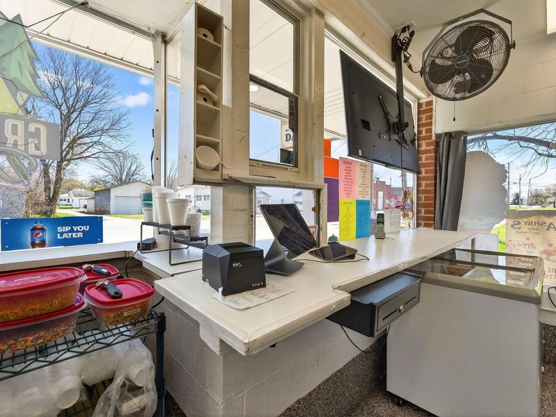 210 Main Street, Green Camp, OH 43322 Photo 9