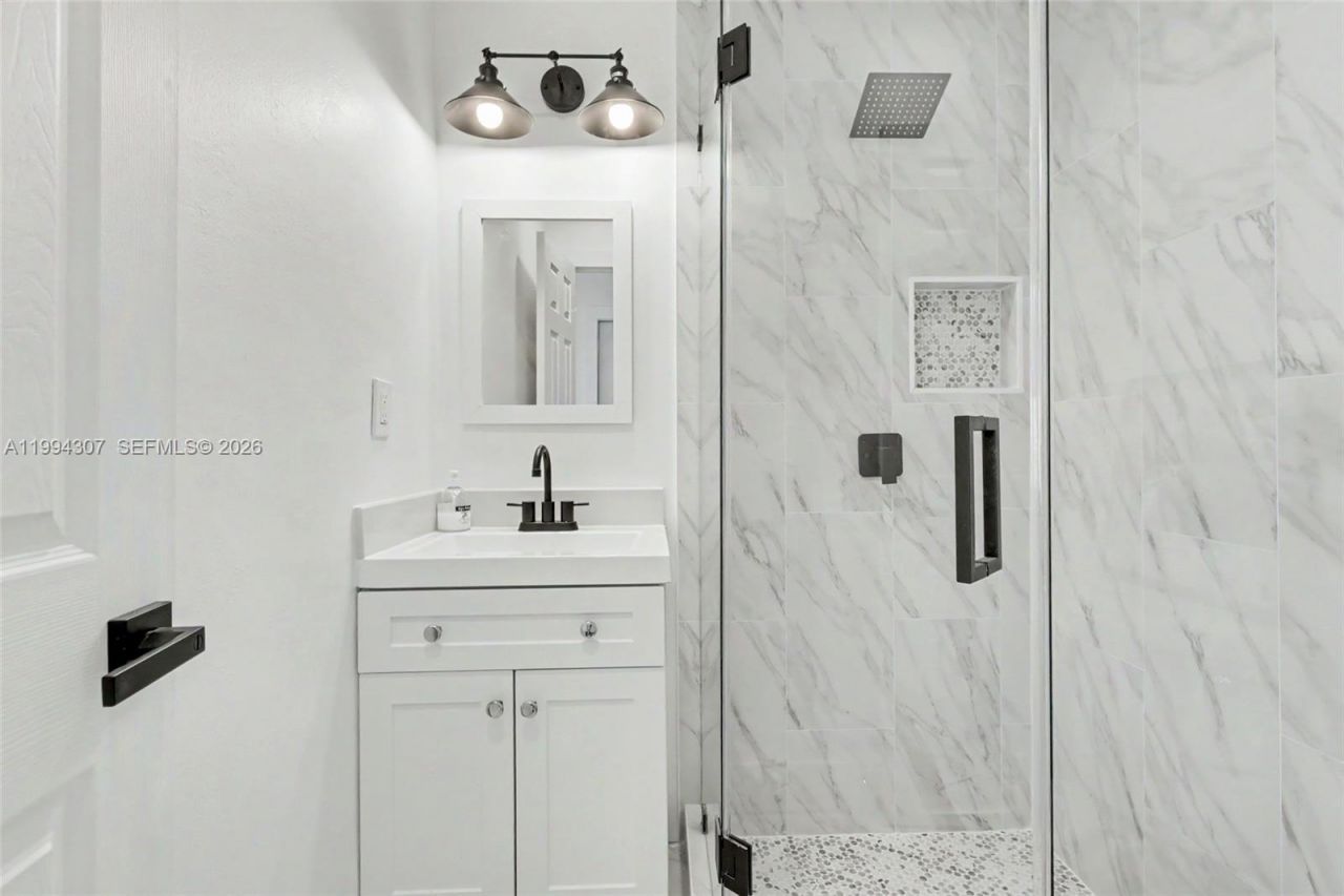 55 SW 13th St , Unit B, Dania Beach, FL 33004 Photo