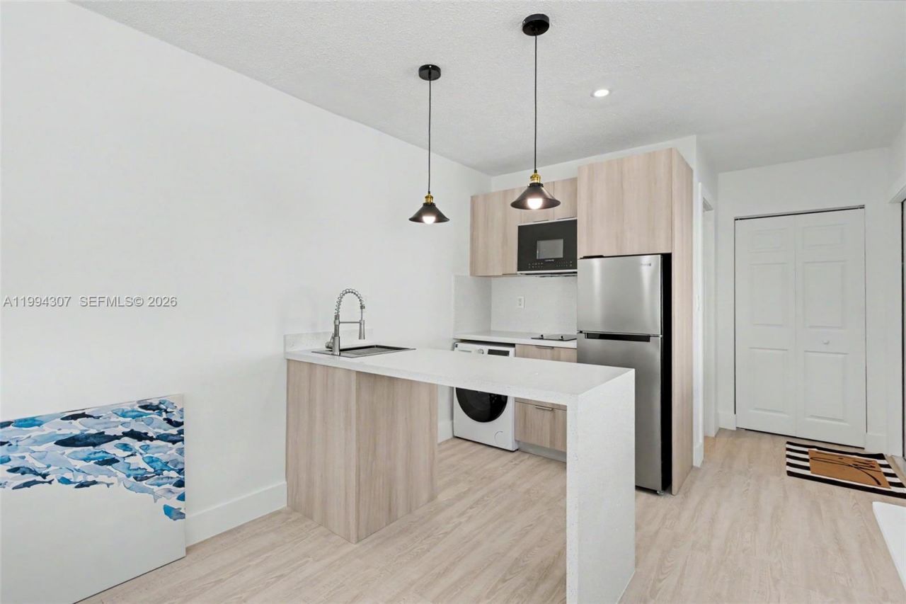 55 SW 13th St , Unit B, Dania Beach, FL 33004 Photo