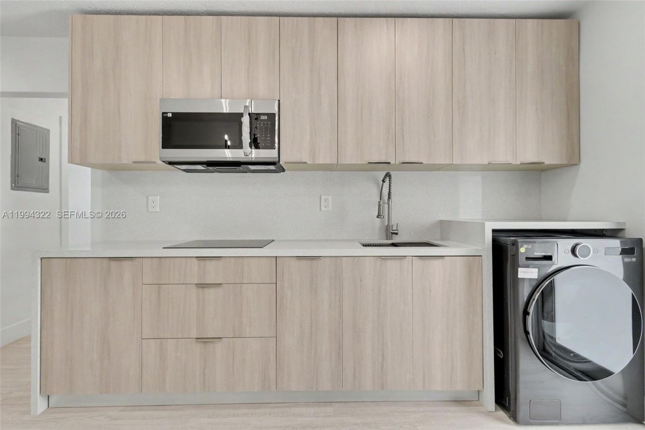 55 SW 13th St , Unit A, Dania Beach, FL 33004 Photo