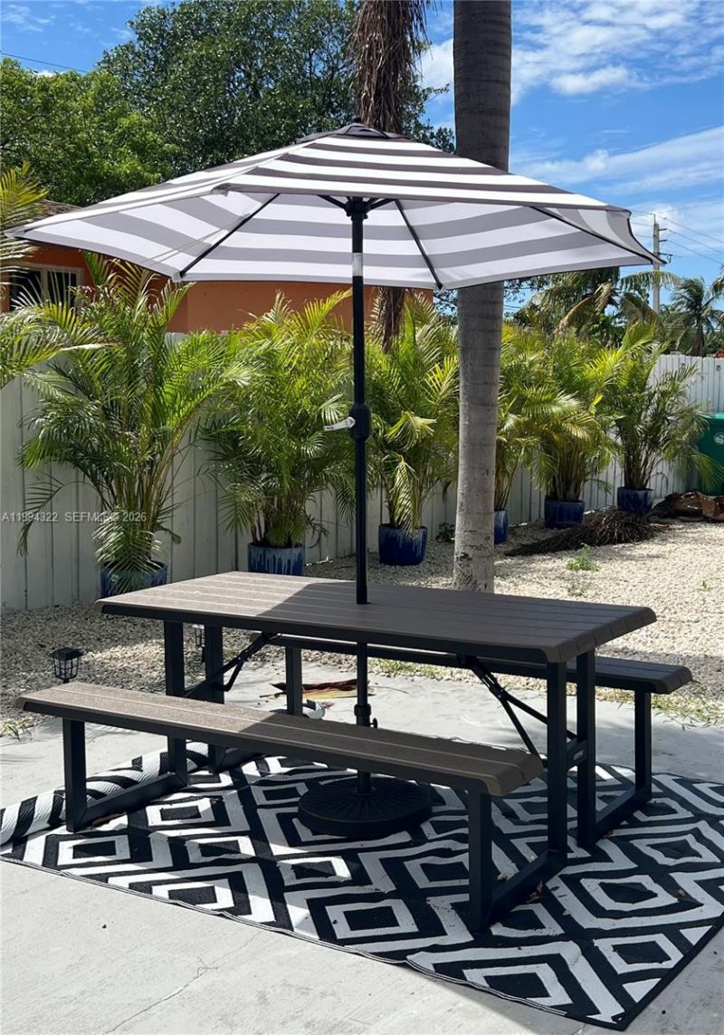 55 SW 13th St, Unit A, Dania Beach, FL 33004 Photo