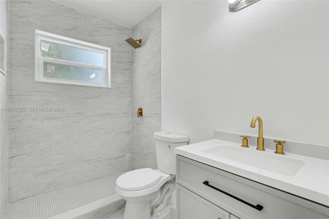 55 SW 13th St, Unit A, Dania Beach, FL 33004 Photo