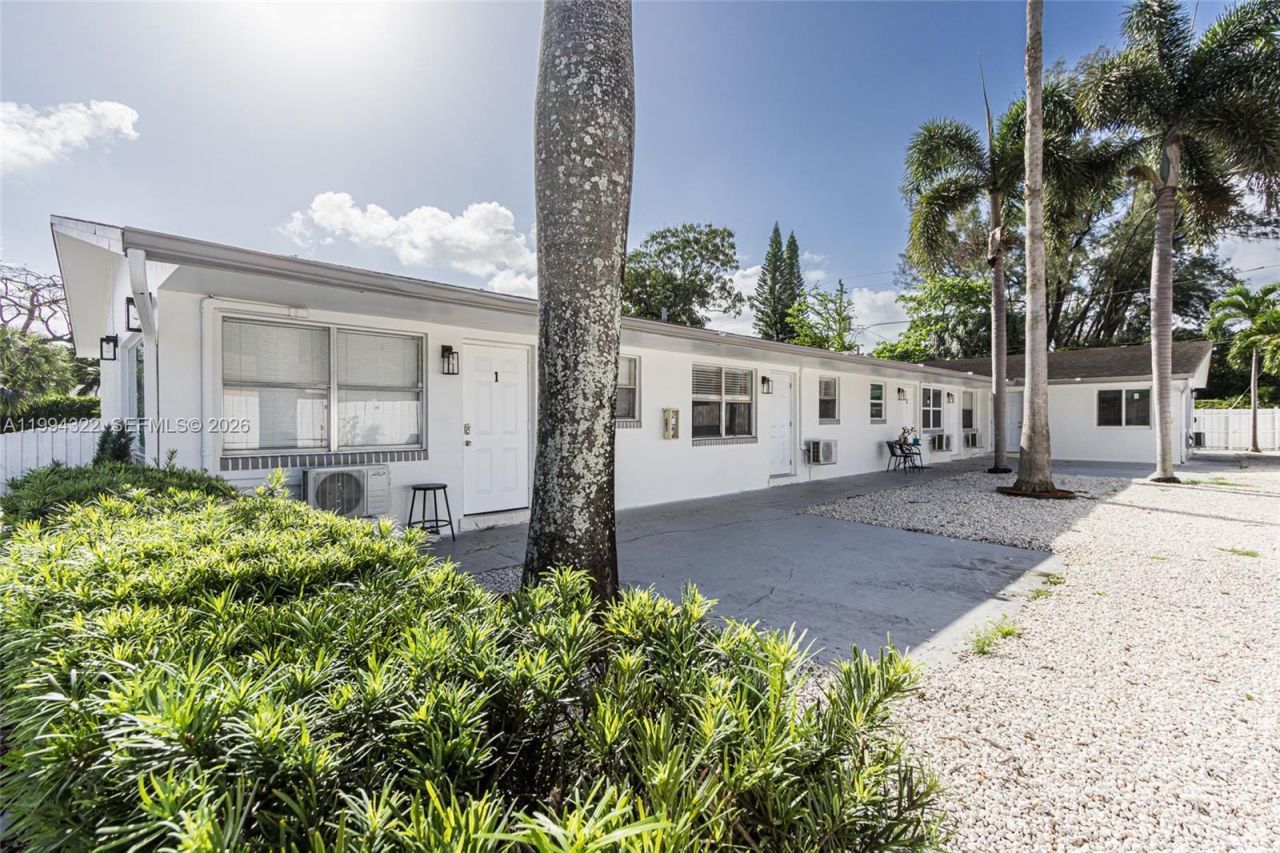 55 SW 13th St, Unit A, Dania Beach, FL 33004 Photo