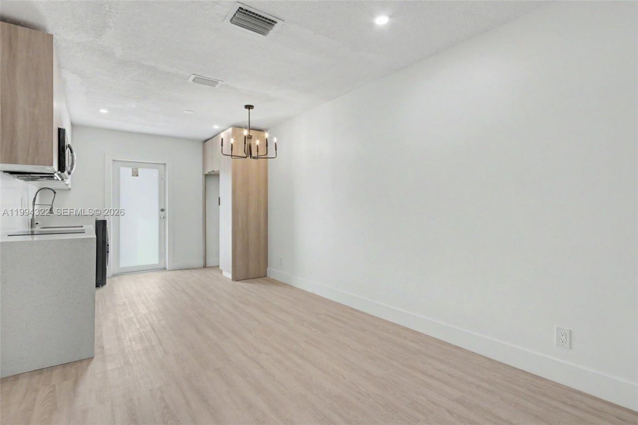 55 SW 13th St, Unit A, Dania Beach, FL 33004 Photo