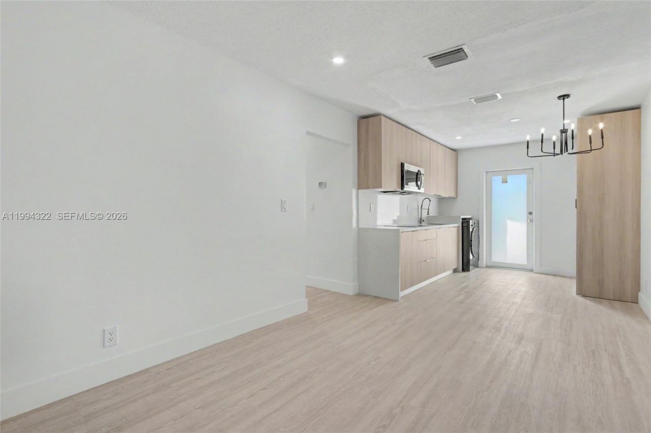 55 SW 13th St , Unit A, Dania Beach, FL 33004 Photo