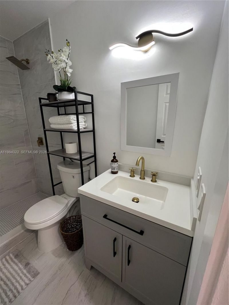 55 SW 13th St, Unit A, Dania Beach, FL 33004 Photo