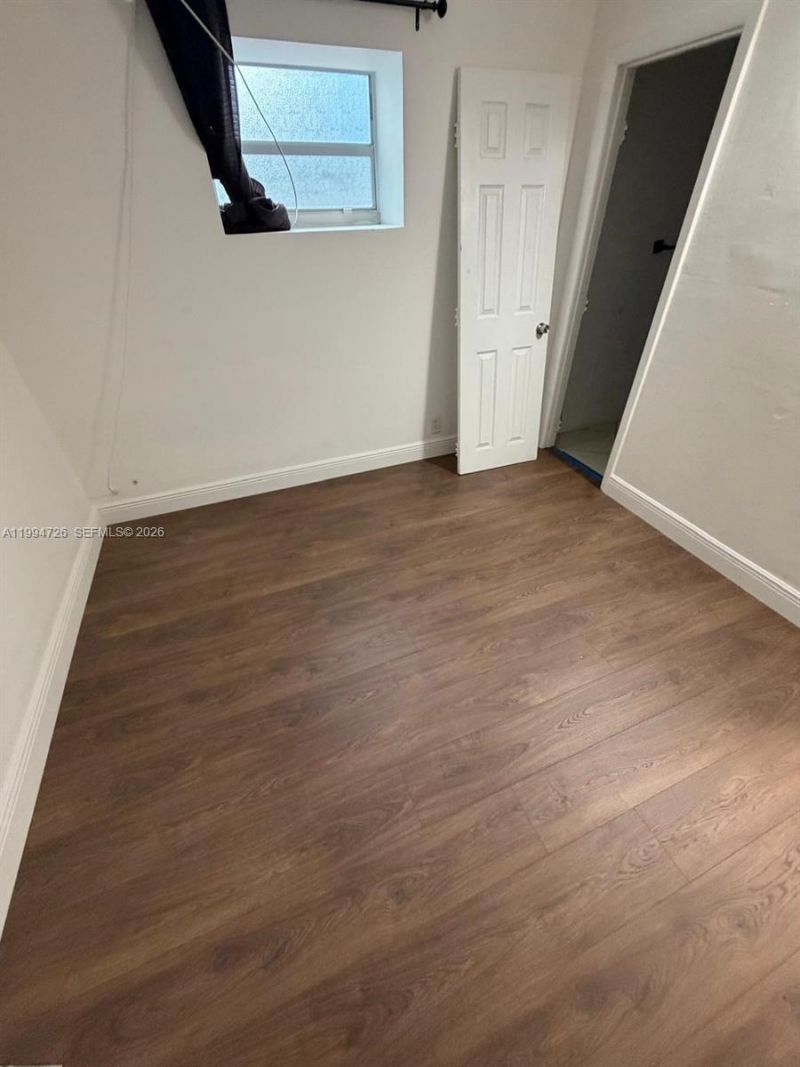 109 SW 1st Ave, Hallandale Beach, FL 33009 Photo