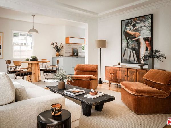 2916 Swan Place, Los Angeles, CA 90026