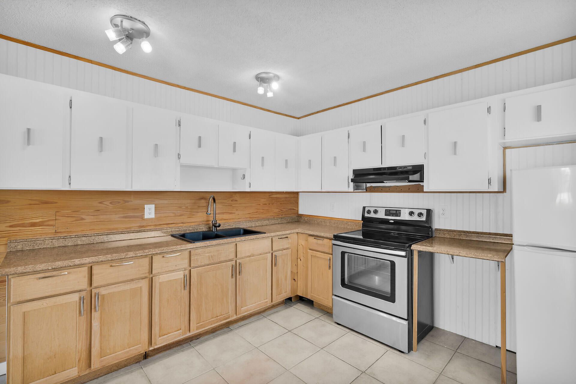 62 Silver Springs Drive, Key Largo, FL 33037 Photo