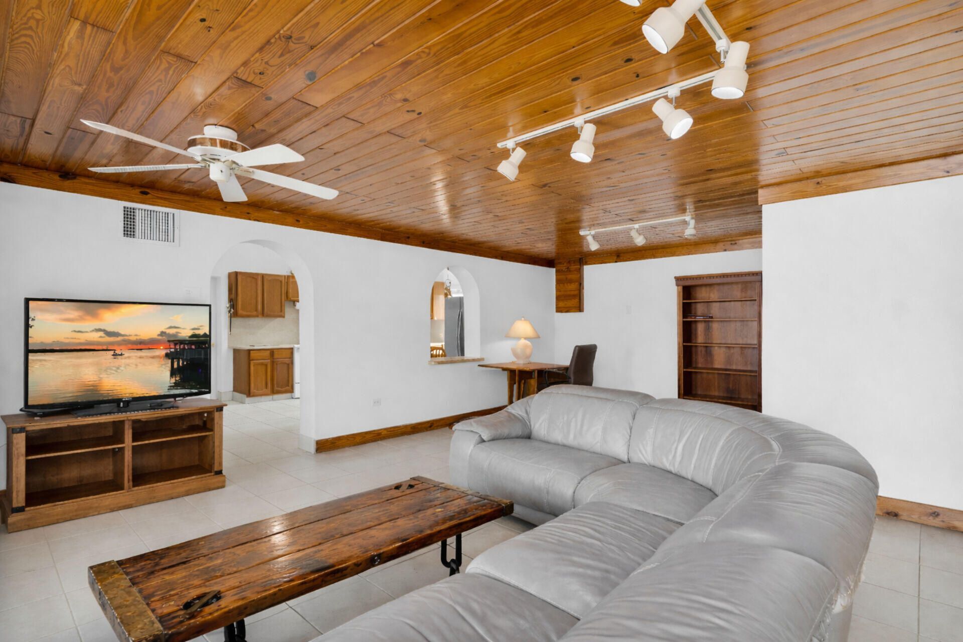 62 Silver Springs Drive, Key Largo, FL 33037 Photo