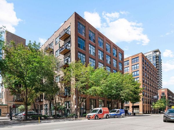 701 W Jackson Boulevard, Unit 102, Chicago, IL 60661