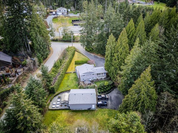 7228 Aulds Rd , Lantzville, BC V0R 2H0