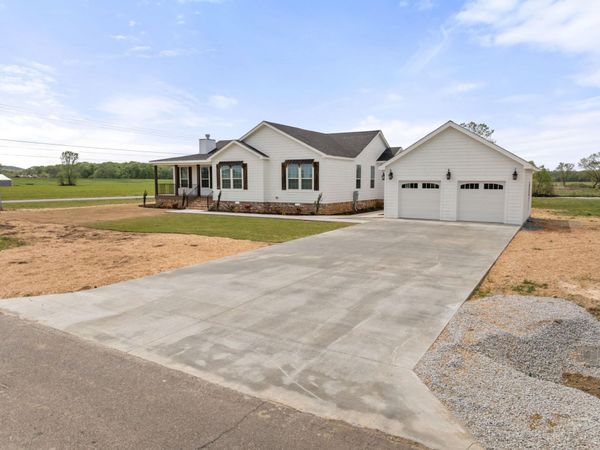 4439 Huckaby Bridge Rd, Falkville, AL