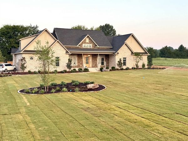 250 Randal Ln, Florence, AL