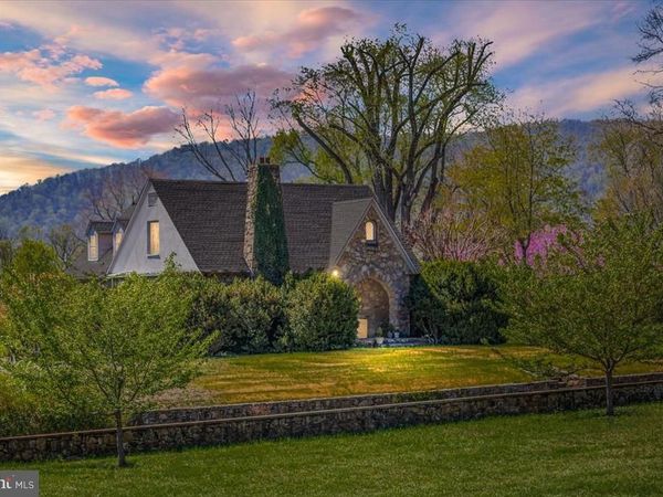 540 MOUNT SALEM AVENUE, WASHINGTON, VA 22747