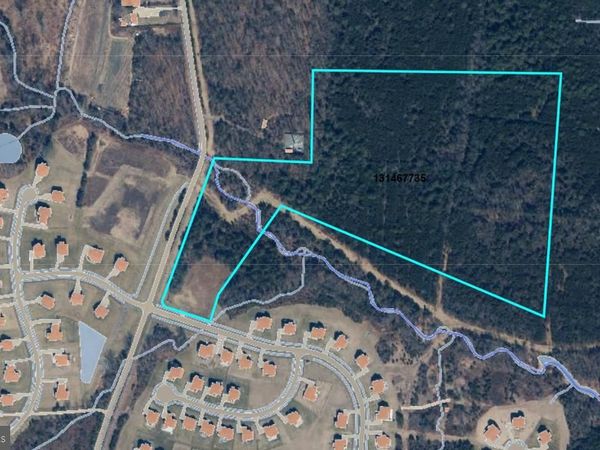 HENRY HILL ROAD , SOUTH RIDING, VA 20152