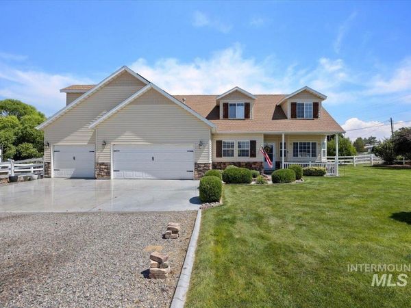 3702 N 2481 E, Twin Falls, ID 83301