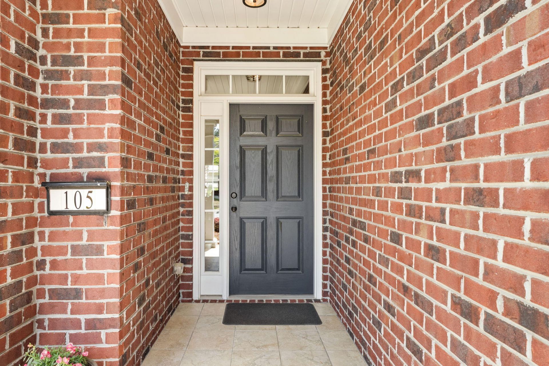 105 Brutus Lane Photo 4