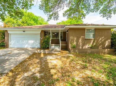 1115 Indian Creek Trail, Dallas, TX 75241