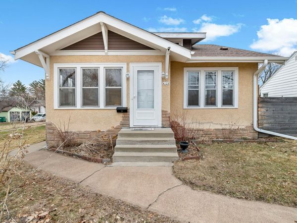 4129 7th Street NE, Columbia Heights, MN 55421