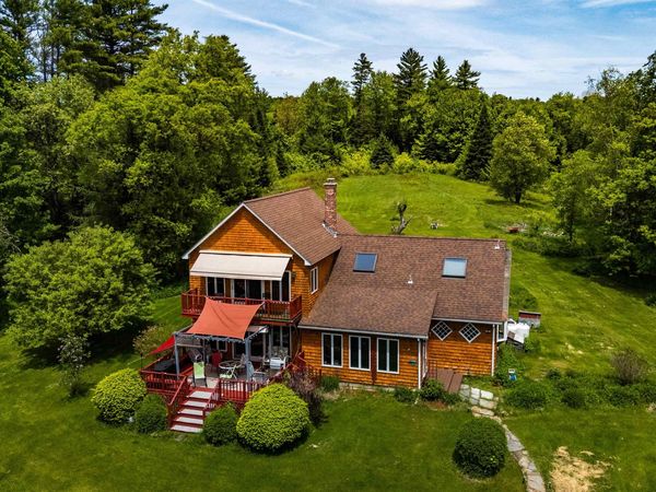 1078 Brook Road, Marshfield, VT 05658