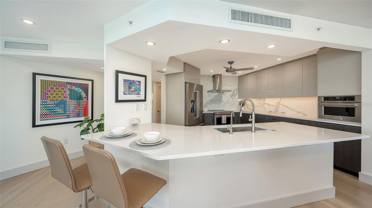 988 Blvd Of The Arts, Unit 1412, Sarasota, FL 34236 Photo