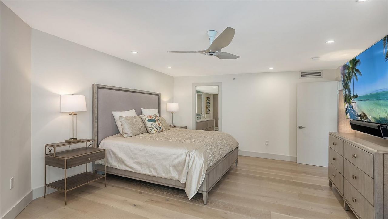 988 Blvd Of The Arts, Unit 1412, Sarasota, FL 34236 Photo