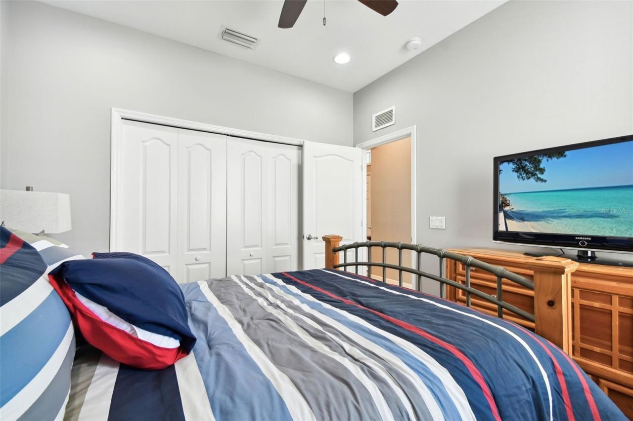 5056 Lakehurst Court , Palmetto, FL 34221 Photo