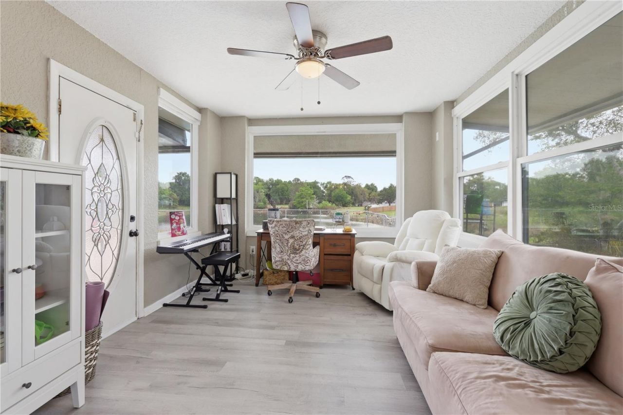 69 Crystal Drive, Debary, FL 32713 Photo