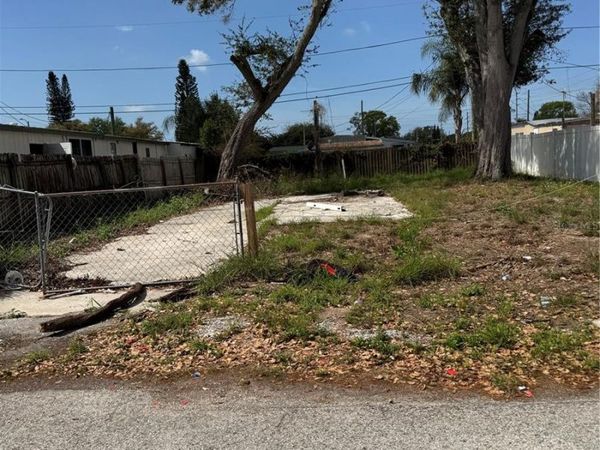 1939 RALLY LANE , HOLIDAY, FL 34690