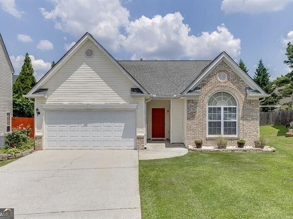 2464 Laurelfield Drive, Grayson, GA 30017