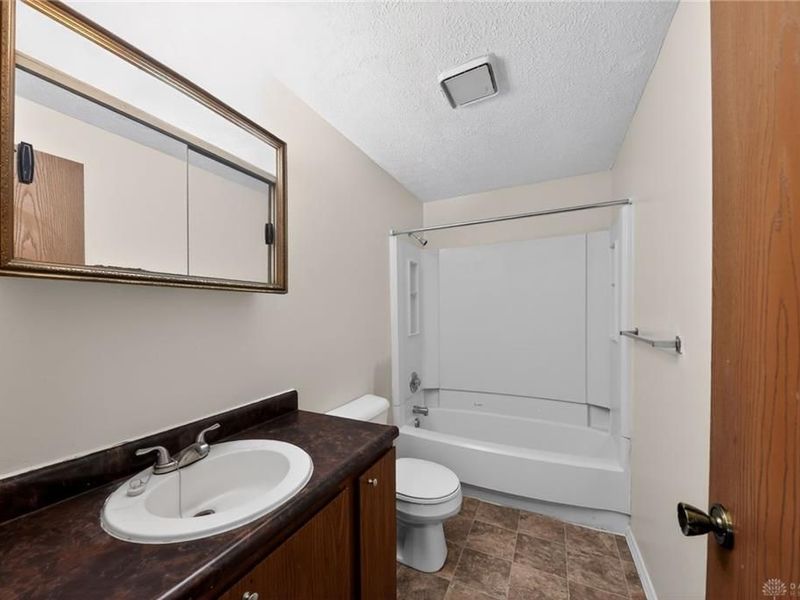 2511 Cinnamon Ridge Court, Miamisburg, OH 45342 Photo 14