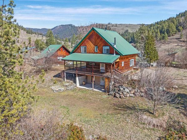 3019 Pierre Lake Rd, Kettle Falls, WA 99141