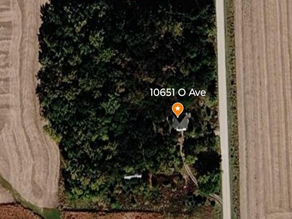 10651 O Avenue, Parkersburg, IA 50665